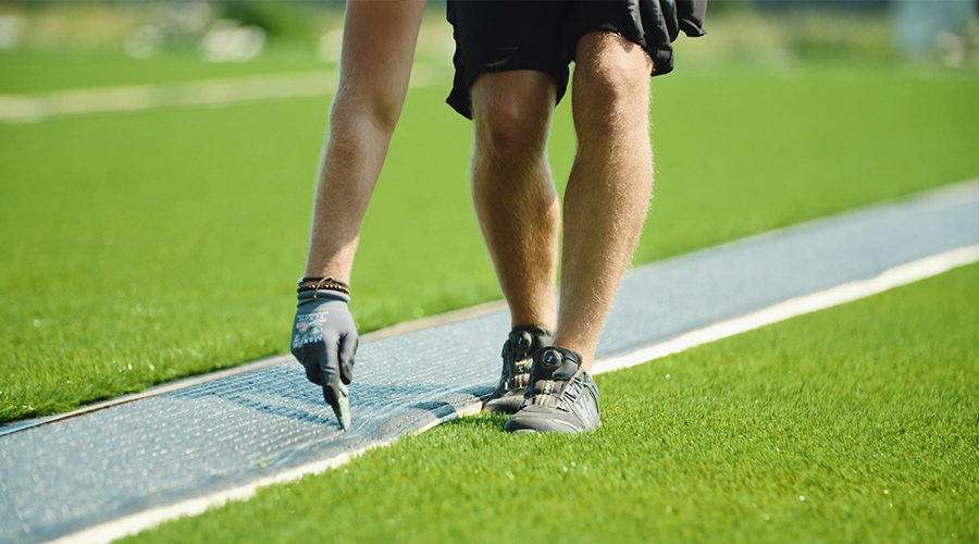 Vedlikehold av kunstgressbaner unisport